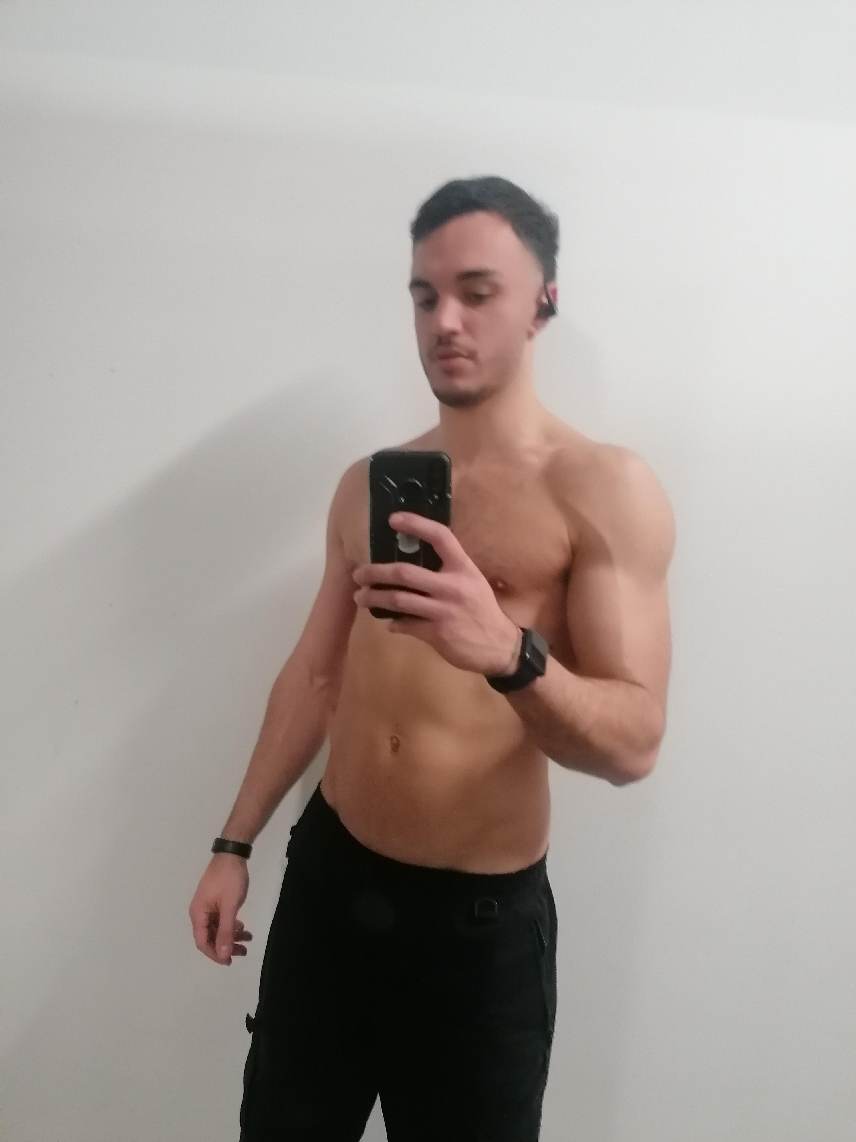 PERROCALIENTE22's Profile