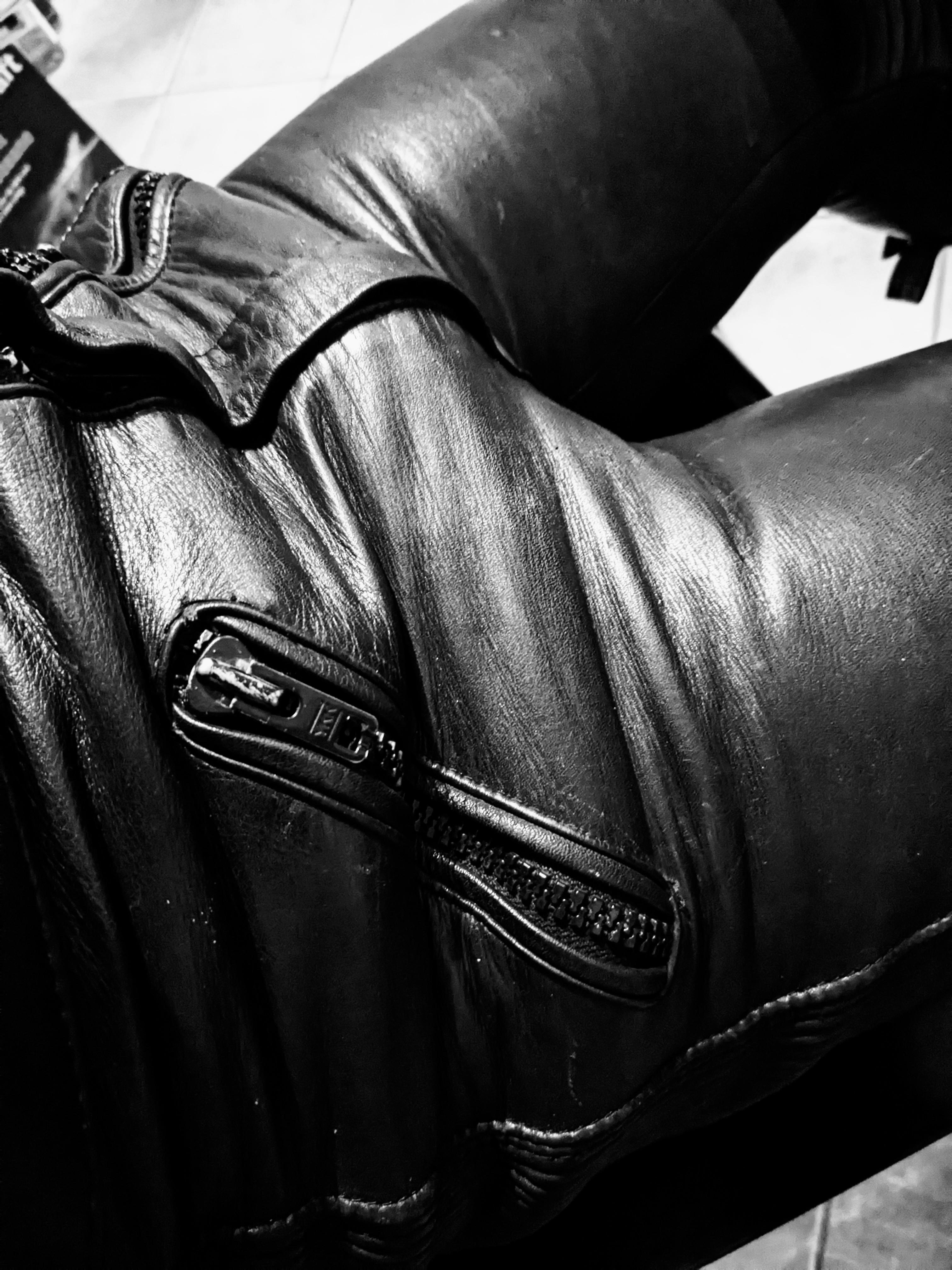 berlinleather's Profile