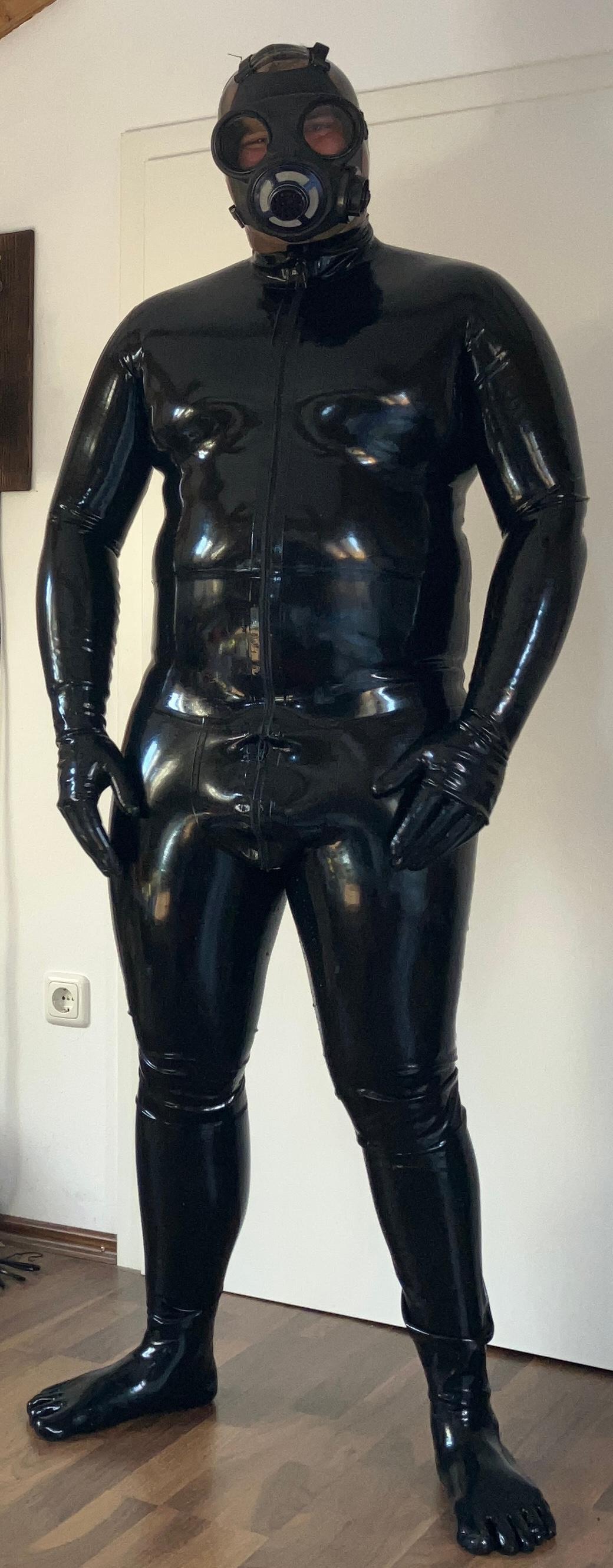 rubberdrone_xxx's Profile